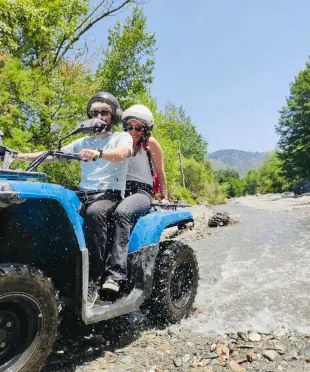 Off-road nel Fiume Alcantara